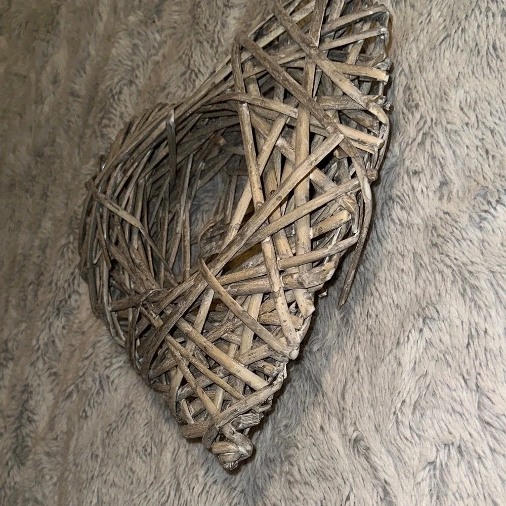 Rustic Wicker Heart Shaped Basket Gray Weathered Farmhouse Decor Wall Hanging